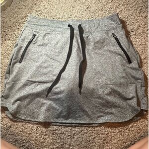 ⚡️gray golf/tennis skirt, size S⚡️